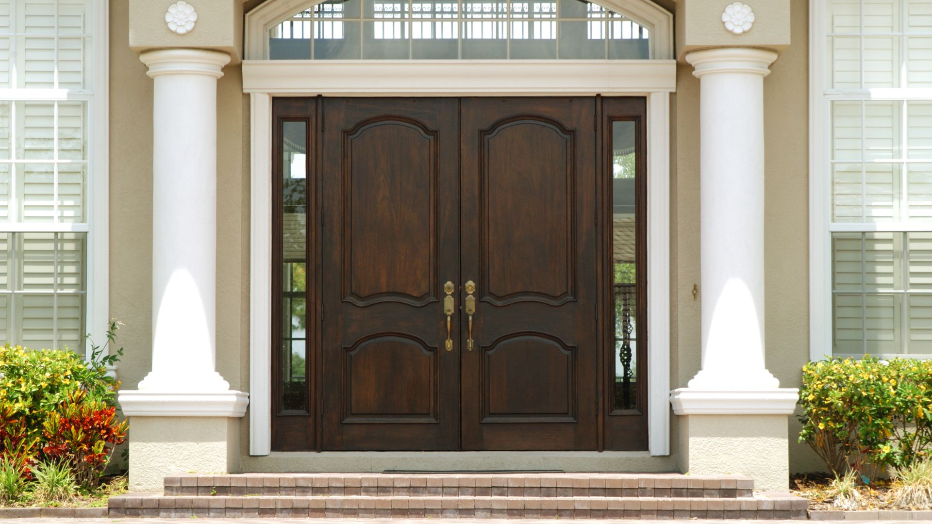 Beauty of Door Veneers