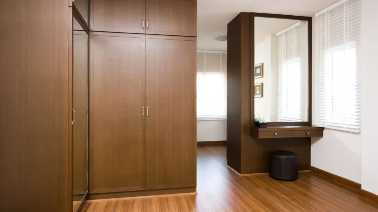 Wardrobe Makeover Themes with Duro VeneersPlywood