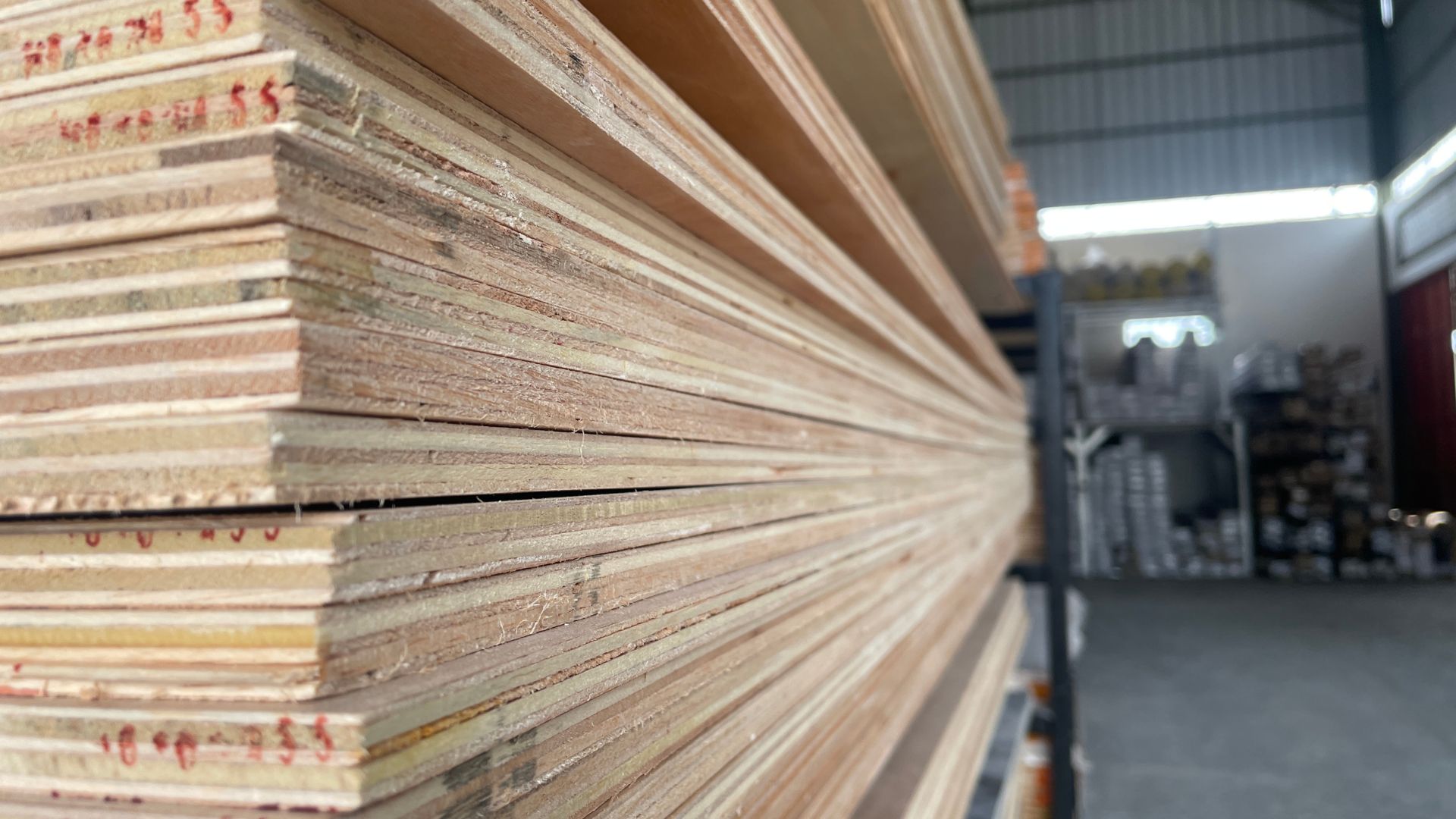 How to Choose Plywood Thickness for Different Furniture Needs
